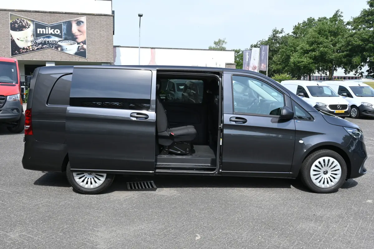 116 CDI DC L3 Pro LED, 2500 kg trekhaak, Navigatie en Smartphone integratie, Etc.