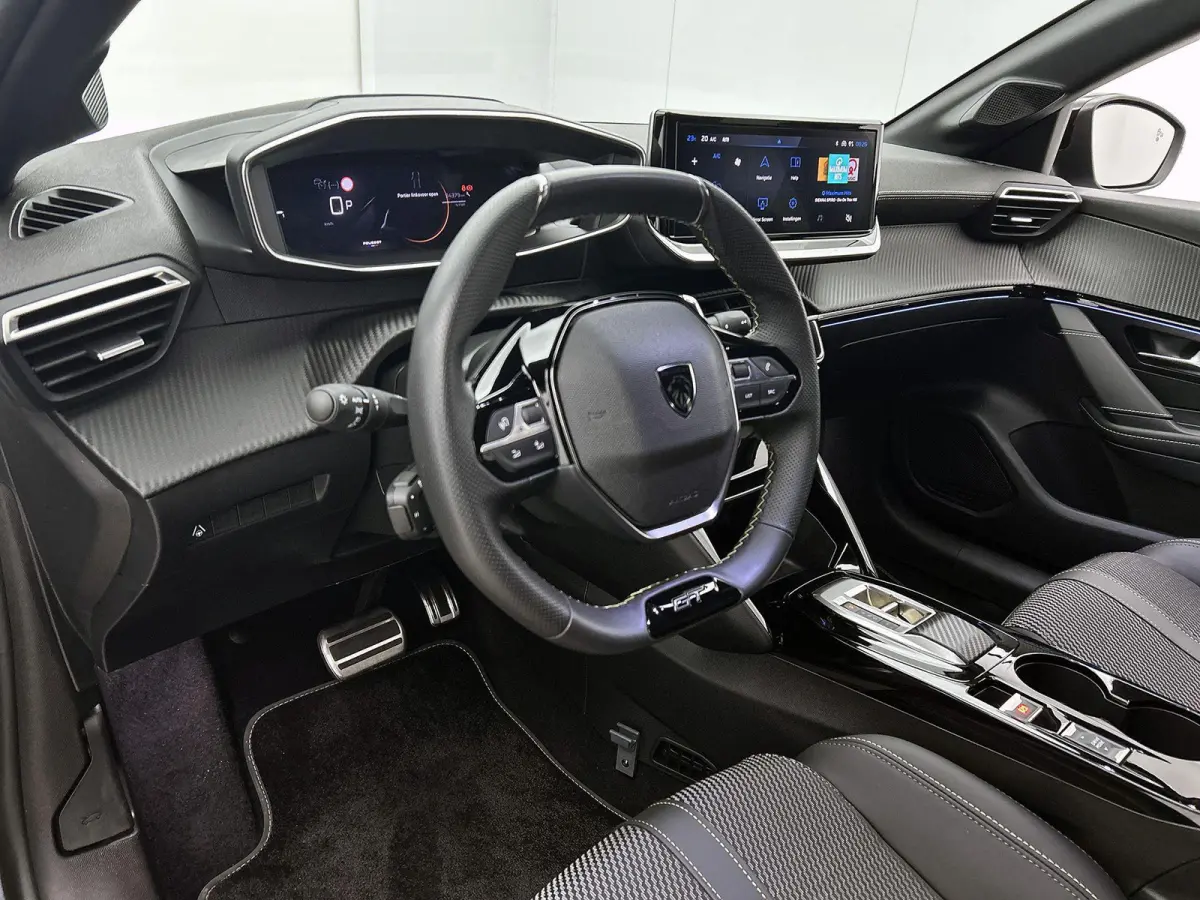 1.2 Hybrid 145pk GT Automaat | Navigatie | Camera Voor + Achter | Adaptieve Cruise Control | Climate Control | 17"LMV | Full-LED | Keyless Entry/Start |