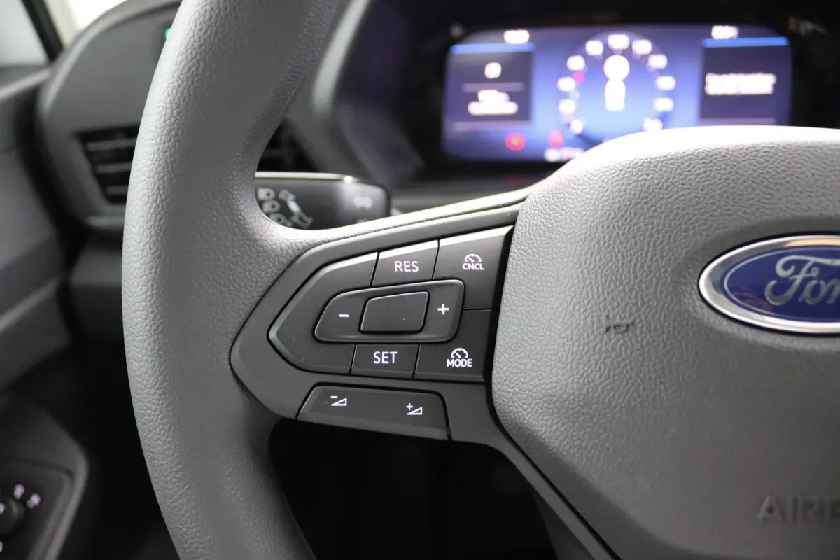 2.0 EcoBlue L1 Trend | NIEUW! | GEEN BPM! | Trekhaak | 1500KG Trekgewicht | Navigatie | Airco | Schuifdeur | CarPlay/Android Auto | Bluetooth | Parkeersensoren | Bluetooth