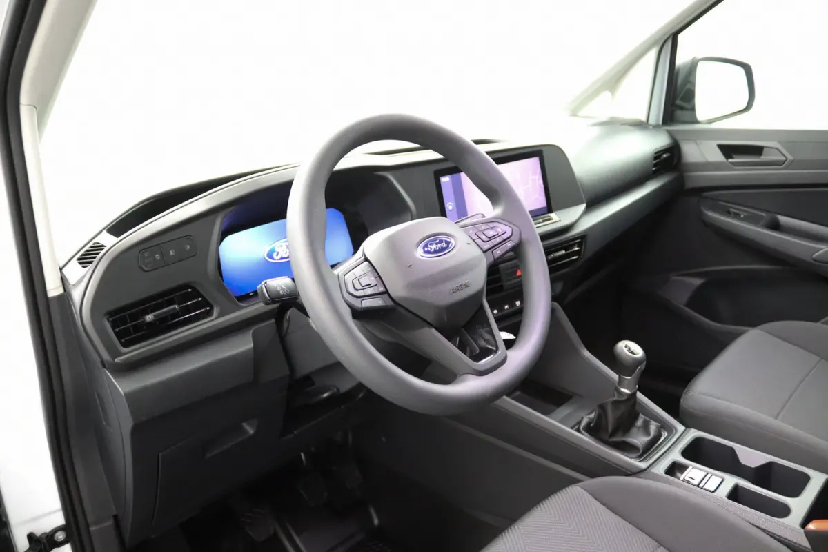 2.0 EcoBlue L1 Trend | NIEUW! | GEEN BPM! | Trekhaak | 1500KG Trekgewicht | Navigatie | Airco | Schuifdeur | CarPlay/Android Auto | Bluetooth | Parkeersensoren | Bluetooth