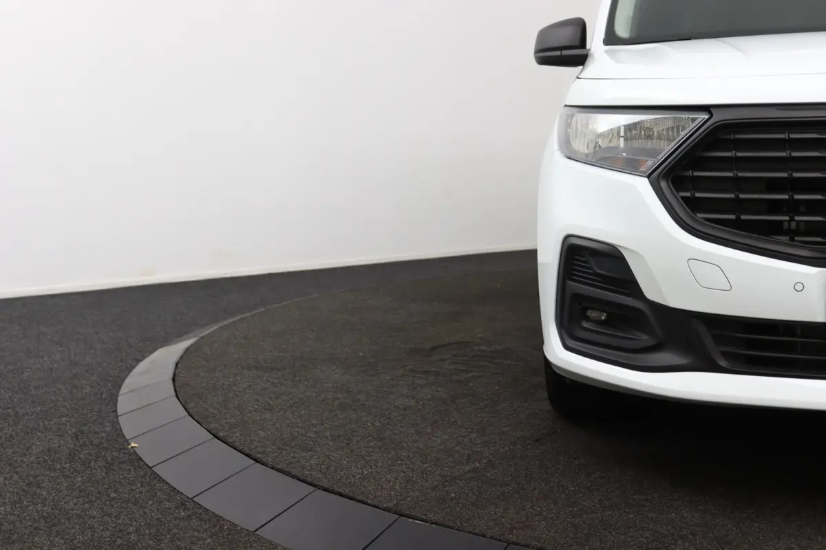 2.0 EcoBlue L1 Trend | NIEUW! | GEEN BPM! | Trekhaak | 1500KG Trekgewicht | Navigatie | Airco | Schuifdeur | CarPlay/Android Auto | Bluetooth | Parkeersensoren | Bluetooth