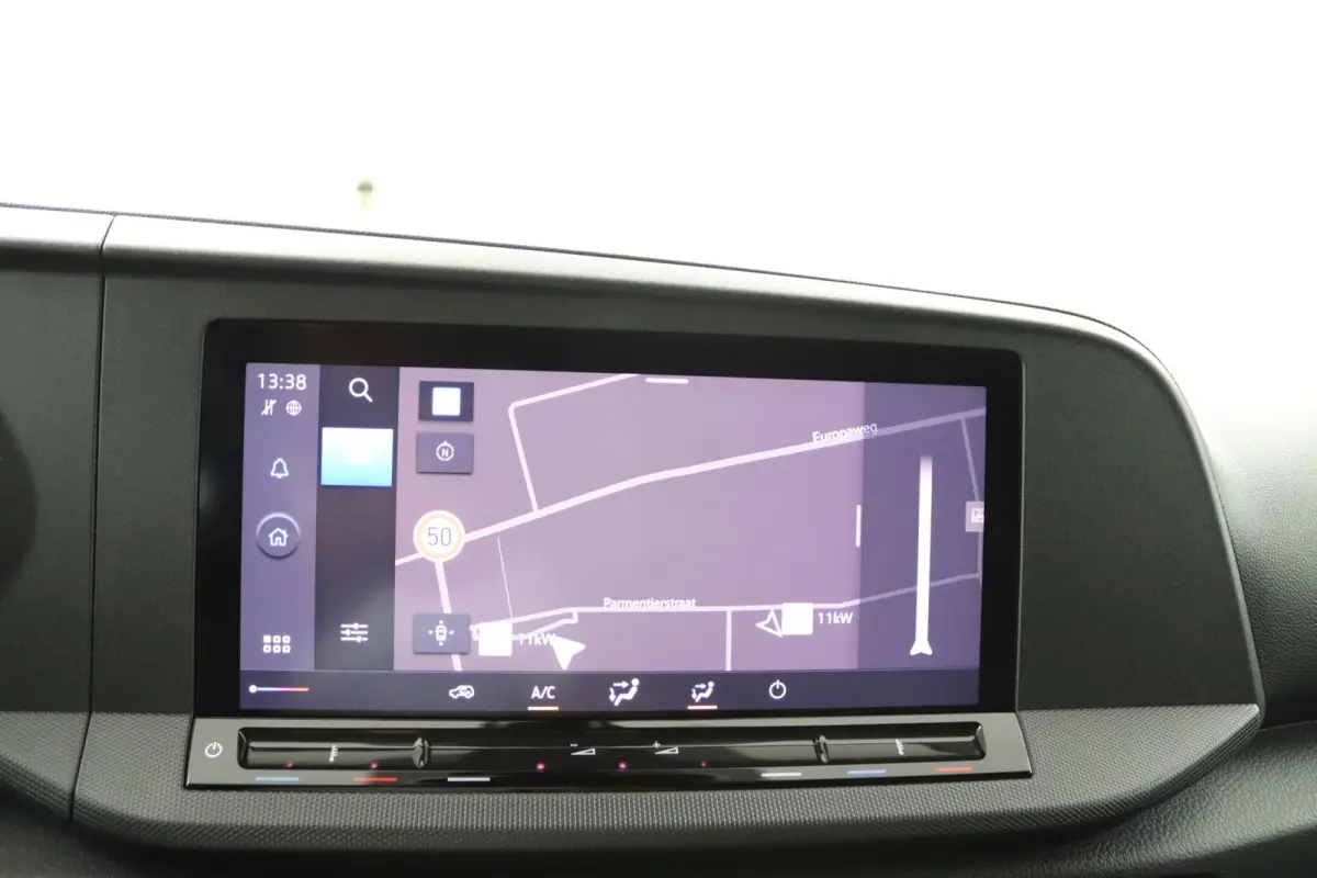 2.0 EcoBlue L1 Trend | NIEUW! | GEEN BPM! | Trekhaak | 1500KG Trekgewicht | Navigatie | Airco | Schuifdeur | CarPlay/Android Auto | Bluetooth | Parkeersensoren | Bluetooth