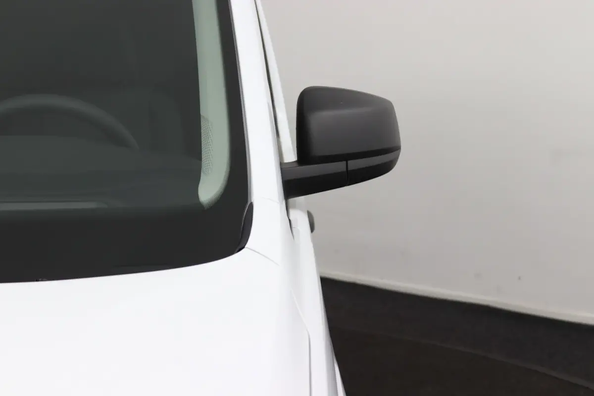 2.0 EcoBlue L1 Trend | NIEUW! | GEEN BPM! | Trekhaak | 1500KG Trekgewicht | Navigatie | Airco | Schuifdeur | CarPlay/Android Auto | Bluetooth | Parkeersensoren | Bluetooth