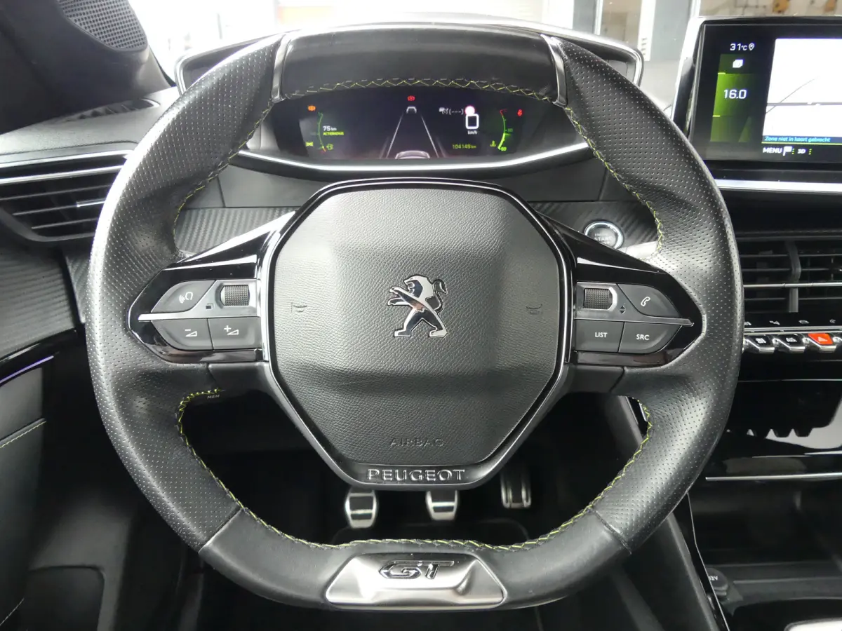 1.2 PureTech GT Pack | TREKHAAK | CAMERA | ADAPTIVE CRUISE | DODEHOEKDETECTIE | STOELVERWARMING | PARKEERSENSOREN V+A | APPLE CARPLAY / ANDRIOD AUTO | NAVI | LMV 17" |
