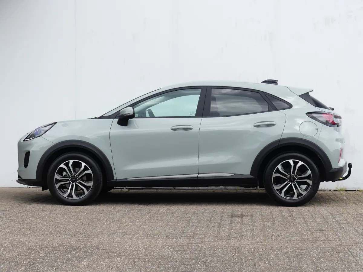 1.0 EcoBoost Titanium | TREKHAAK | CAMERA | STUUR+STOEL+VOORRUITVERWARMING | ELEKTRISCHE ACHTERKLEP | PARKEERSENSOREN | LMV 17" | NAVI |