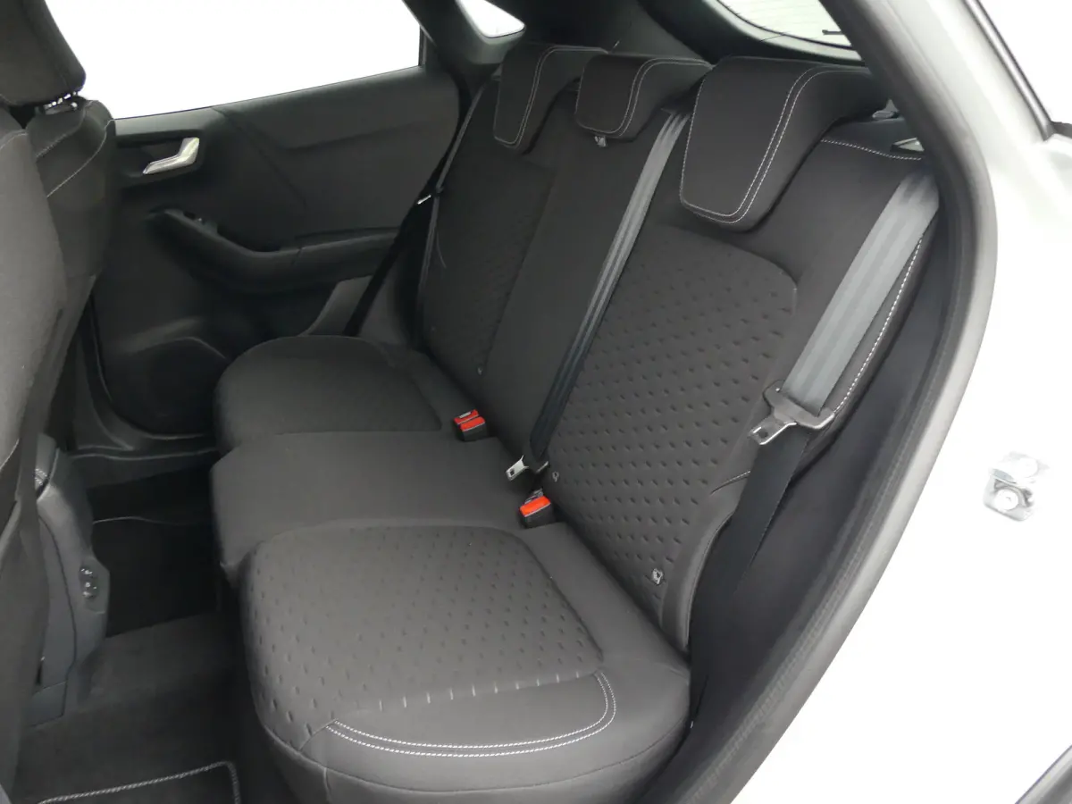 1.0 EcoBoost Titanium | TREKHAAK | CAMERA | STUUR+STOEL+VOORRUITVERWARMING | ELEKTRISCHE ACHTERKLEP | PARKEERSENSOREN | LMV 17" | NAVI |