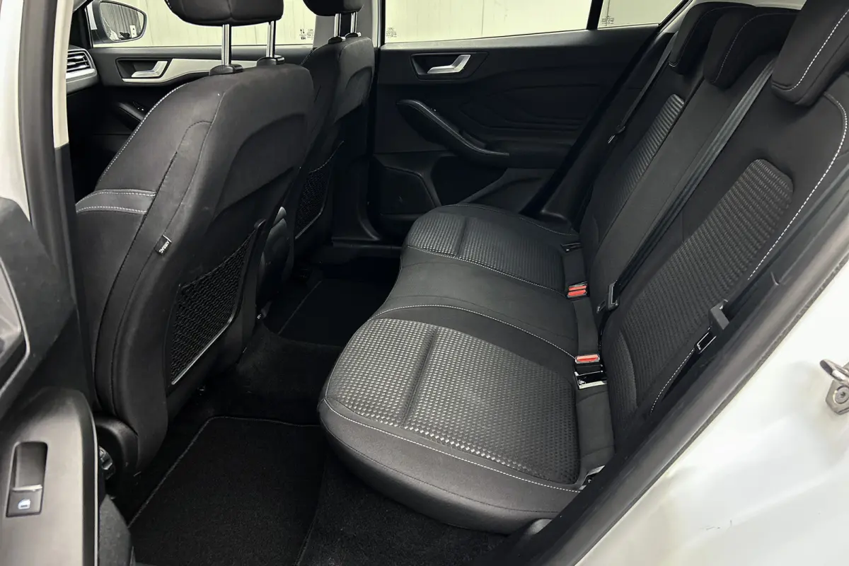 1.0 EcoBoost Trend Edition Business | Camera | Apple Carplay