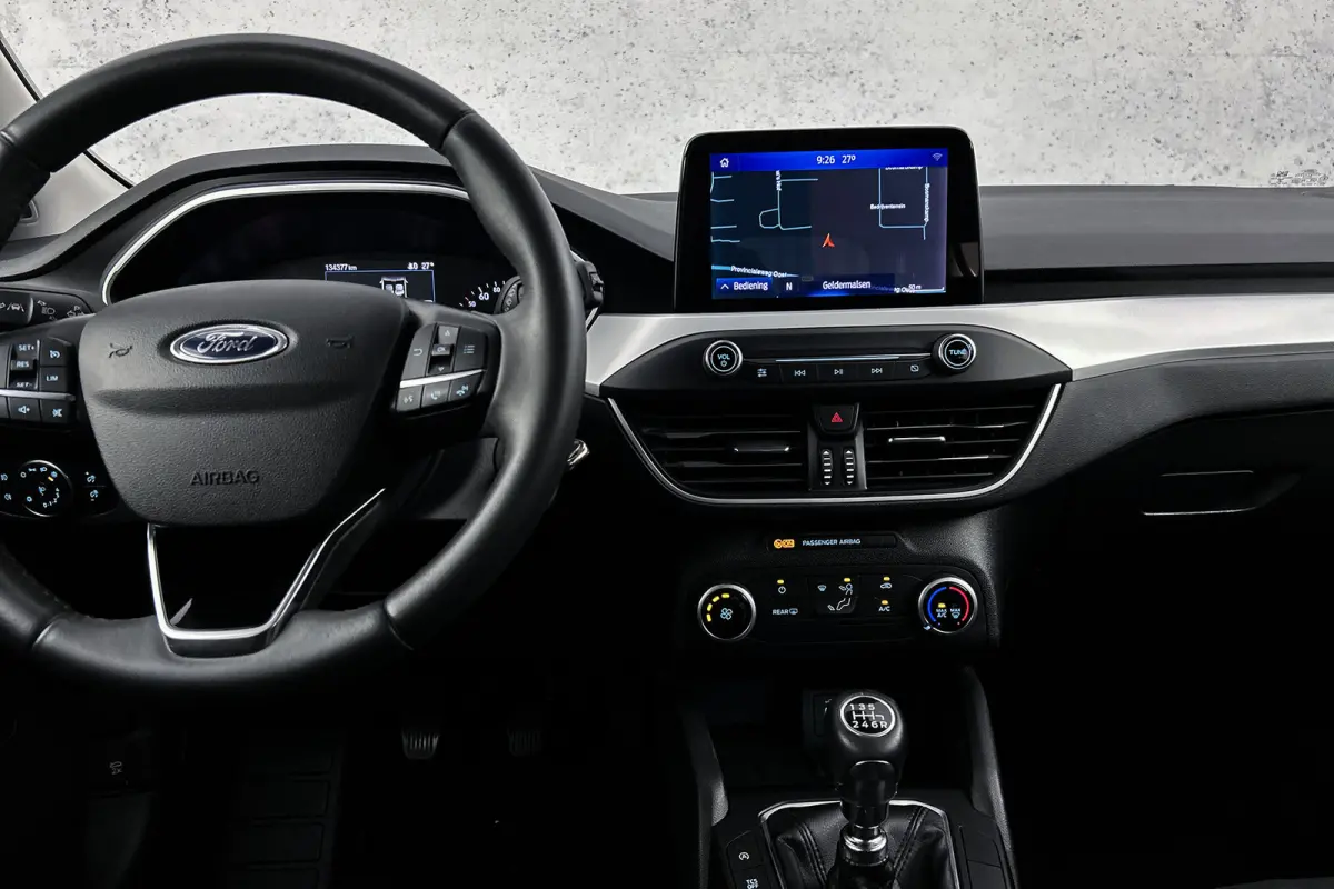 1.0 EcoBoost Trend Edition Business | Camera | Apple Carplay