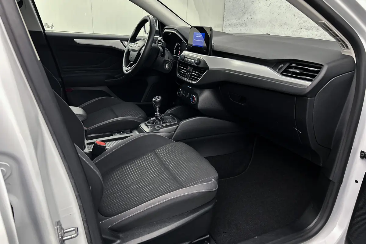1.0 EcoBoost Trend Edition Business | Camera | Apple Carplay