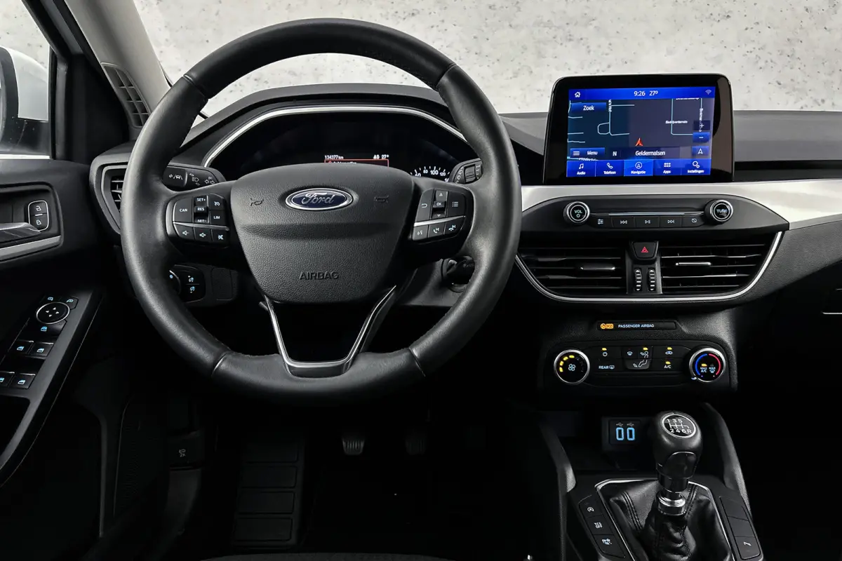 1.0 EcoBoost Trend Edition Business | Camera | Apple Carplay