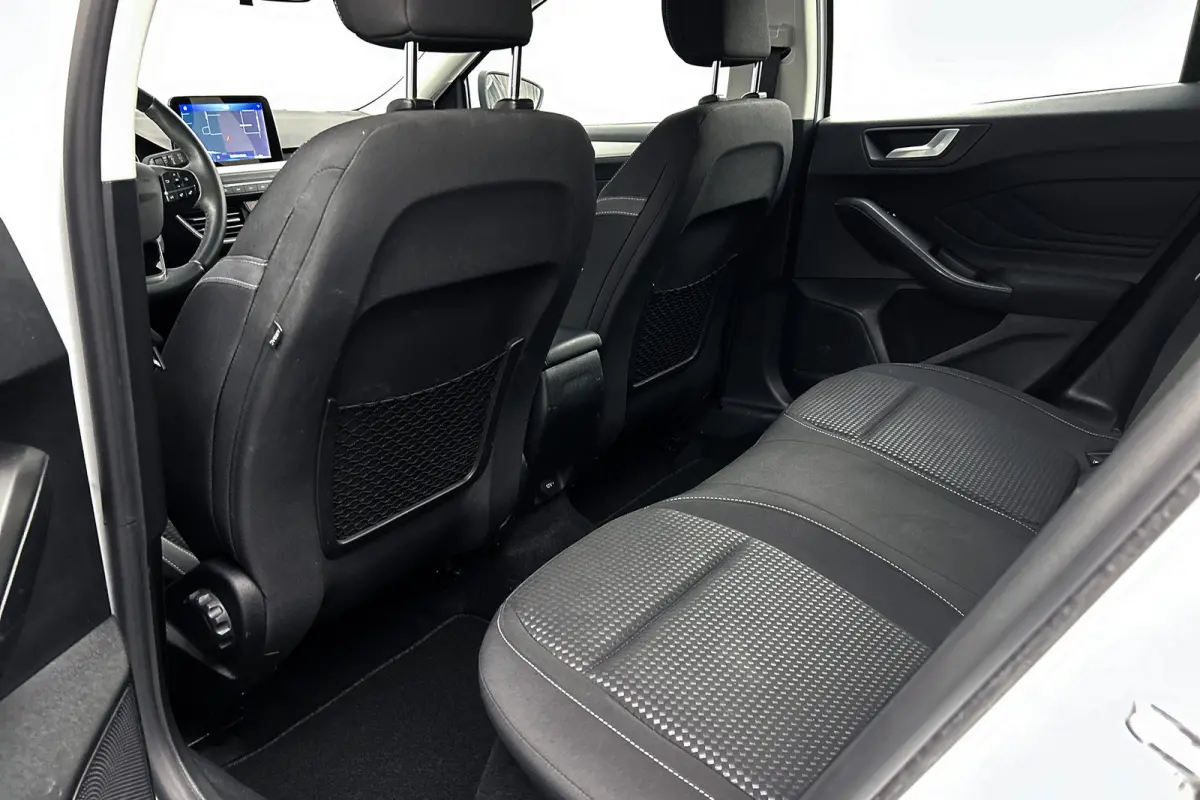 1.0 EcoBoost Trend Edition Business | Camera | Apple Carplay