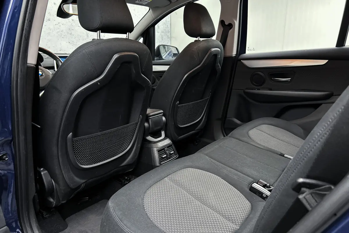 218i 7p. Executive | Camera | LED | Navigatie | Airco | Lichtmetalen velgen