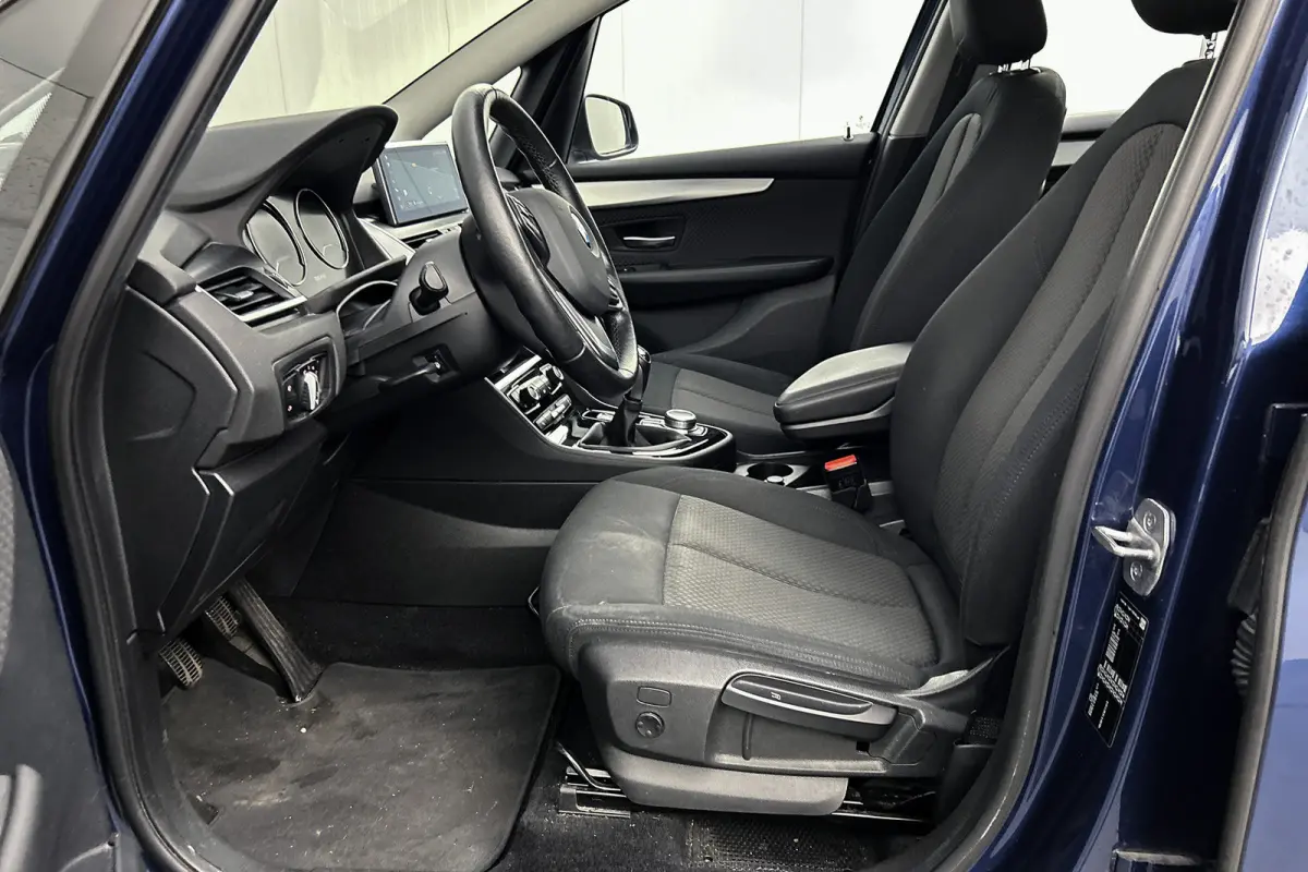 218i 7p. Executive | Camera | LED | Navigatie | Airco | Lichtmetalen velgen