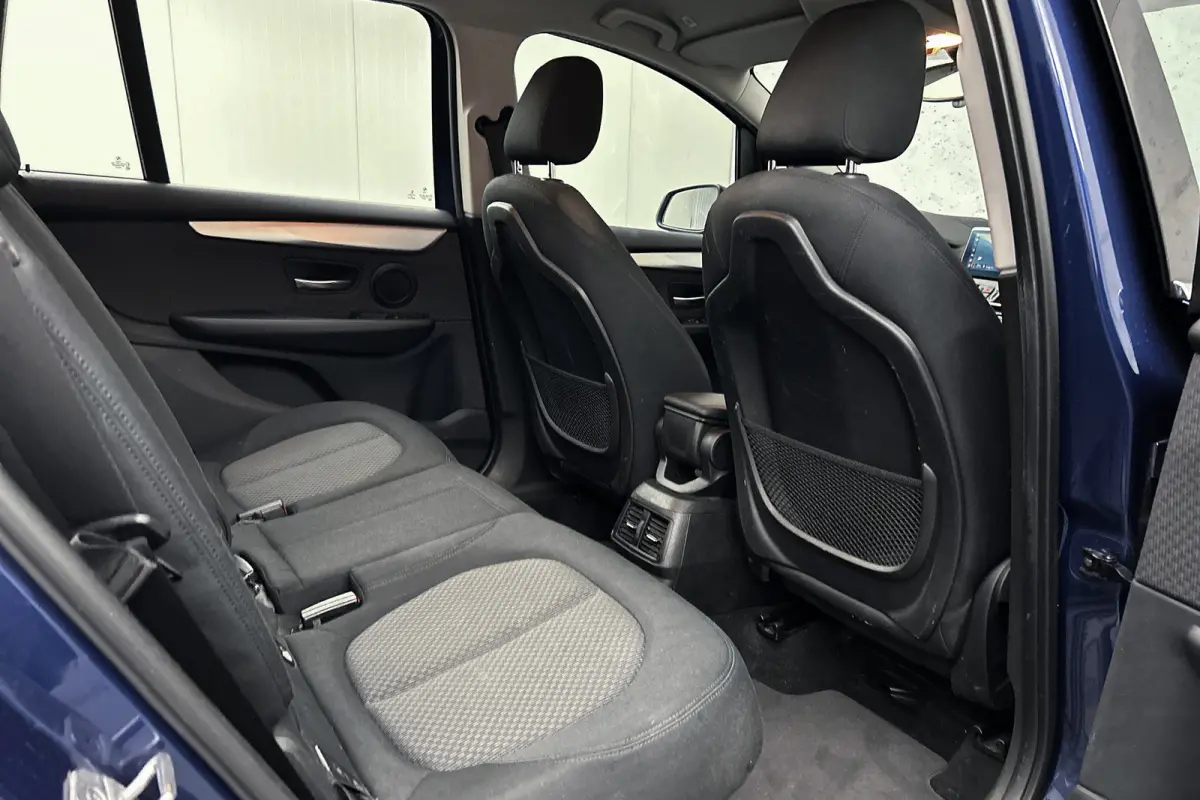 218i 7p. Executive | Camera | LED | Navigatie | Airco | Lichtmetalen velgen