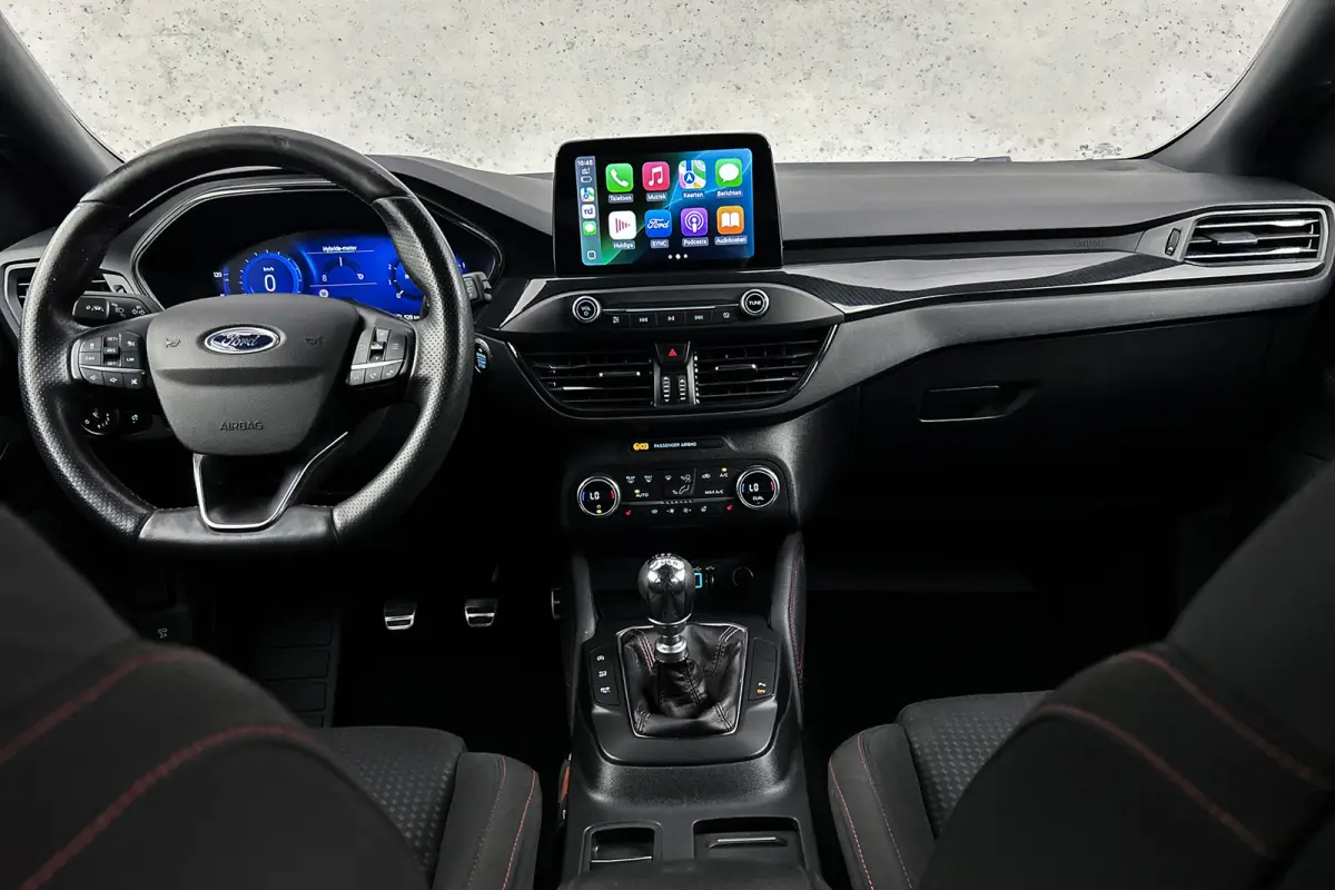 1.0 EcoBoost Hybrid ST Line X Business | Camera | Navigatie