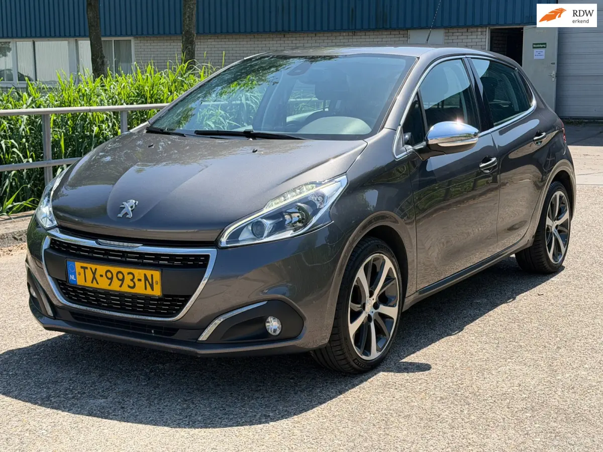 Peugeot 208 2018 Benzine Automatisch leasen