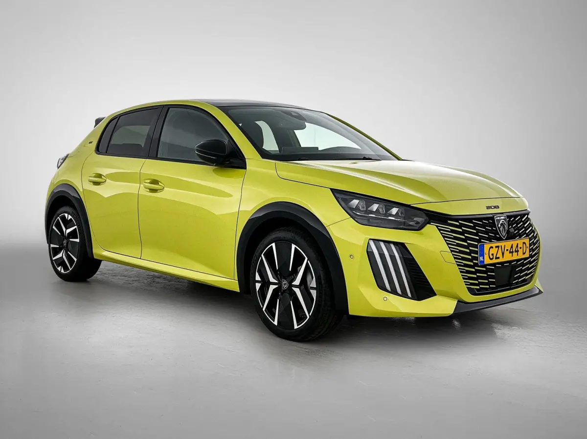 1.2 Hybrid 145pk GT Automaat | Glazendak | Navigatie | Camera voor + Achter | Climate Control | Adaptieve Cruise Control | Full-LED | Dodehoekdetectie |