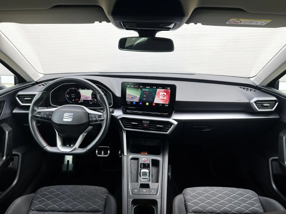 1.4 TSI eHybrid 204pk DSG PHEV FR Business Intense | SoH 95% | Trekhaak | Navigatgie | Stoelverwarming