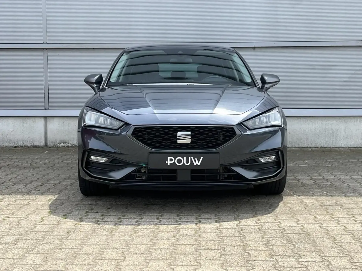 1.4 TSI eHybrid 204pk DSG PHEV FR Business Intense | SoH 95% | Trekhaak | Navigatgie | Stoelverwarming