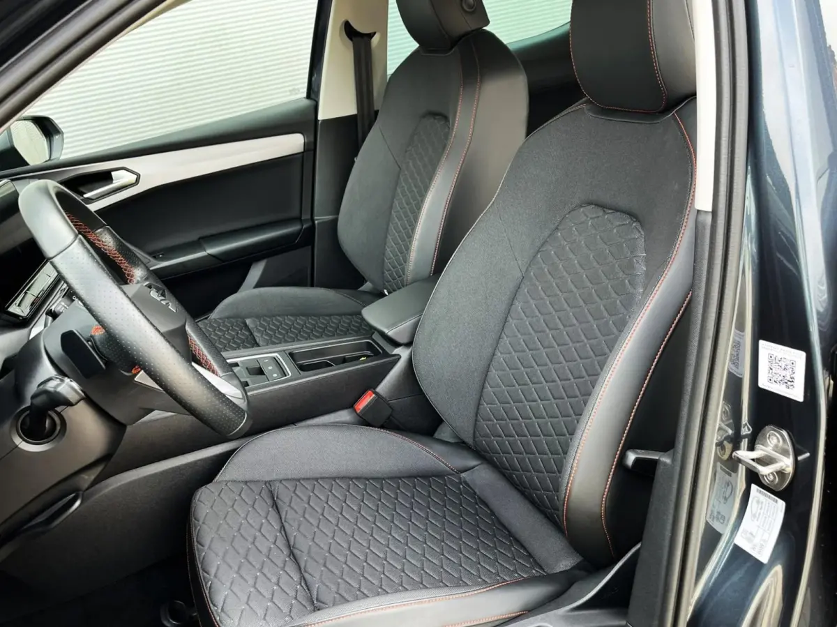 1.4 TSI eHybrid 204pk DSG PHEV FR Business Intense | SoH 95% | Trekhaak | Navigatgie | Stoelverwarming