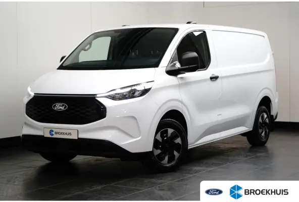 320 L1H1 Trend 71 kWh 218PK | 130km/u | Carplay | 2300kg Trekgewicht | Camera | 370km WLTP | 2 zitplaatsen rechtsvoor | Achteruitrijcamera | Bestuurdersstoel verwarmd