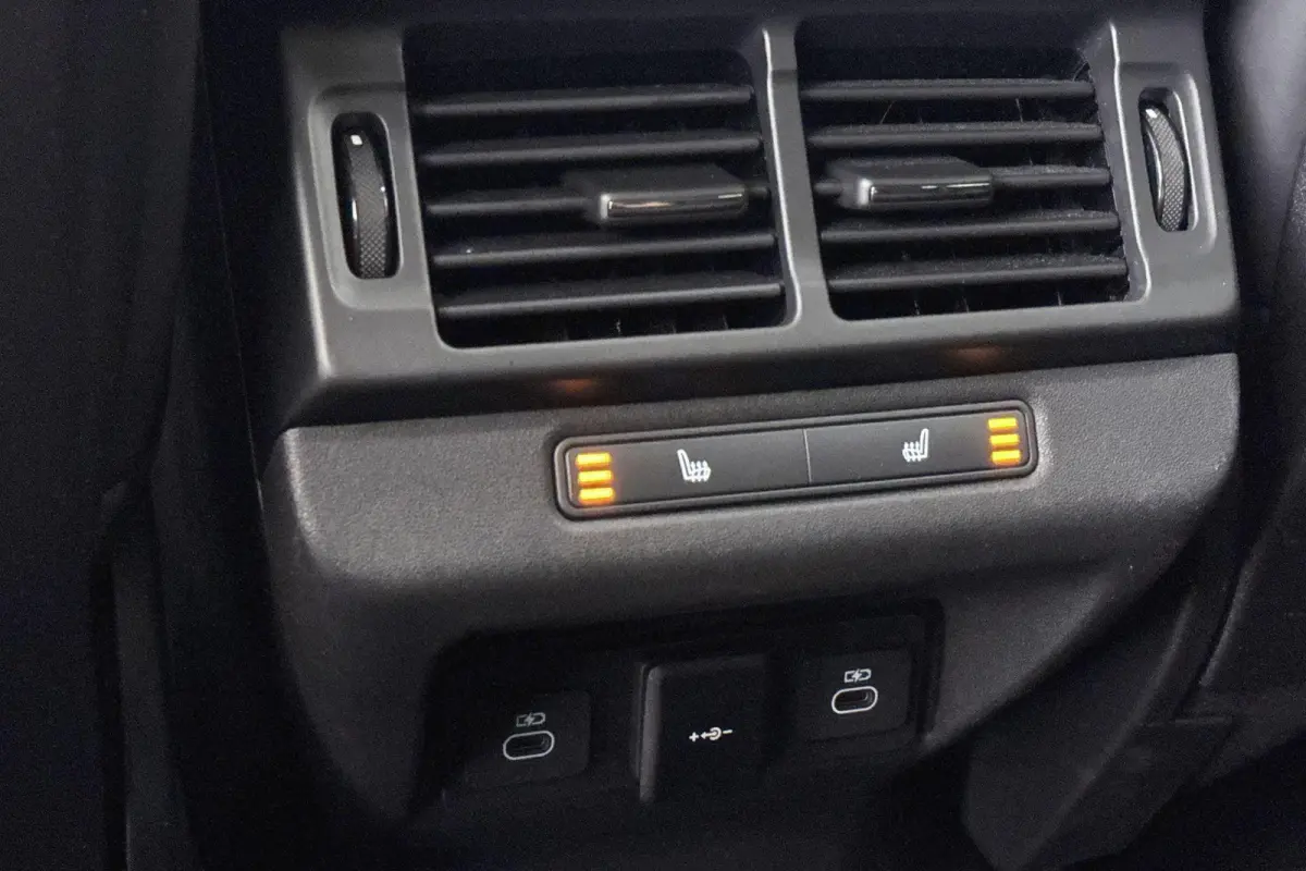 1.5 P300e PHEV AWD Dynamic HSE Facelift Elektrisch Panoramadak Stoelventilatie