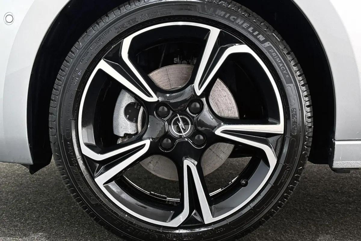1.2 Turbo Hybrid GS 145 PK Keyless Trekhaak 17" Stoel-Stuurverwarming