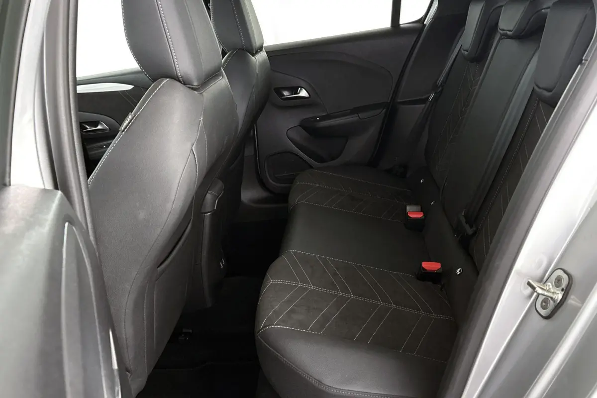 1.2 Turbo Hybrid GS 145 PK Keyless Trekhaak 17" Stoel-Stuurverwarming