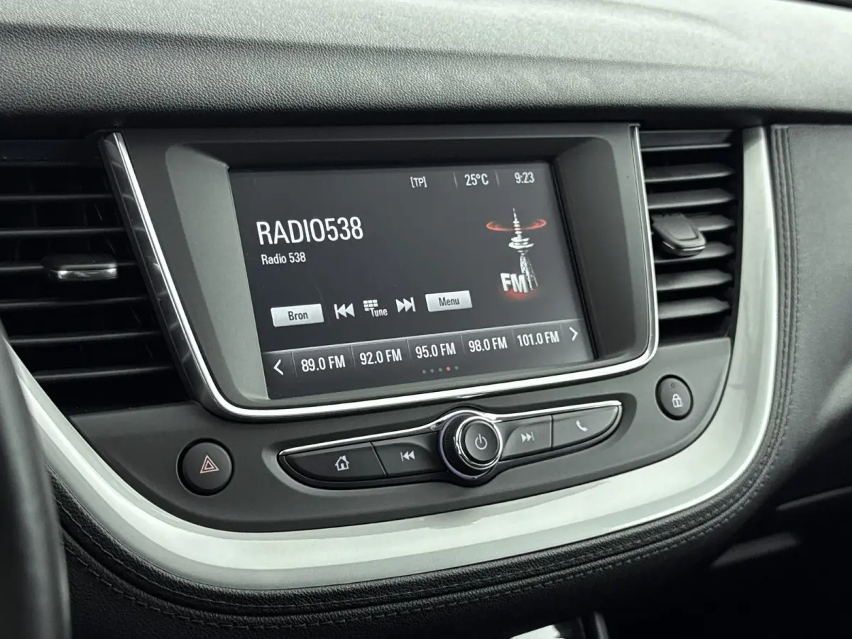 1.2 130pk Online Edition | Trekhaak | Lichtmetalen velgen | Climate control | Parkeersensoren | Cruise control |