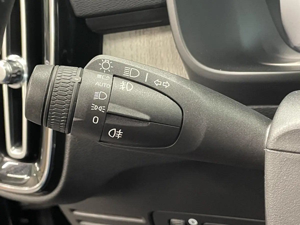 1.5 T5 Inscription Navigatie Apple Carplay Android Auto Camera Parkeersensoren Cruise Control Leder Full LED Stoel- en stuurverwarming Climate Control Lichtmetalen velgen