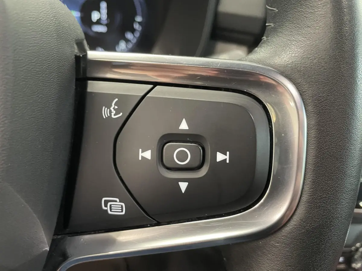 1.5 T5 Inscription Navigatie Apple Carplay Android Auto Camera Parkeersensoren Cruise Control Leder Full LED Stoel- en stuurverwarming Climate Control Lichtmetalen velgen