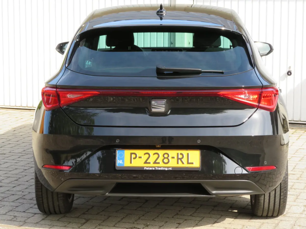1.0 TSI 110pk Business Intense ADAPT CRUISE-CAMERA-1e EIG.-NL AUTO-