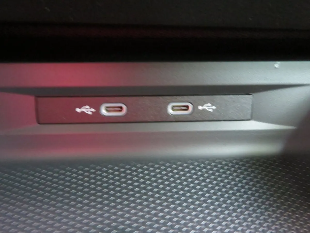 1.0 TSI 110pk Business Intense ADAPT CRUISE-CAMERA-1e EIG.-NL AUTO-