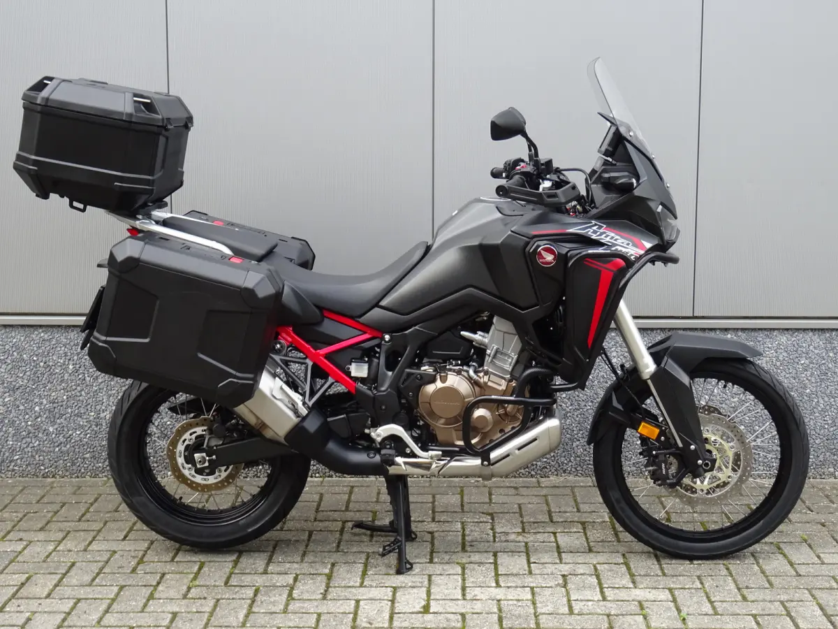 CRF 1100 AFRICA TWIN