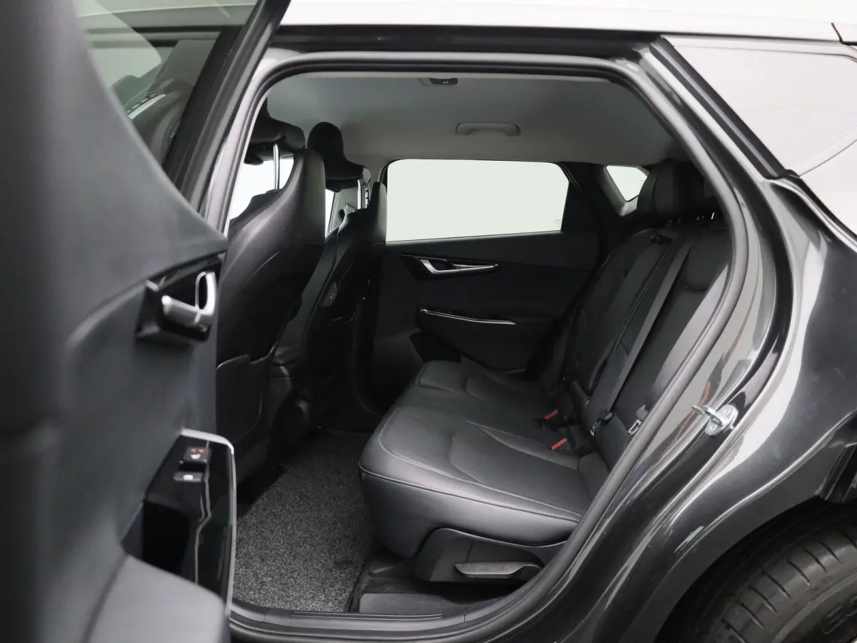 BEV 77,4 kWH Business Plus | Apple Carplay / Android Auto | Stoelverwarming | Stoelventilatie | Stuurverwarming | Achteruitrijcamera |
