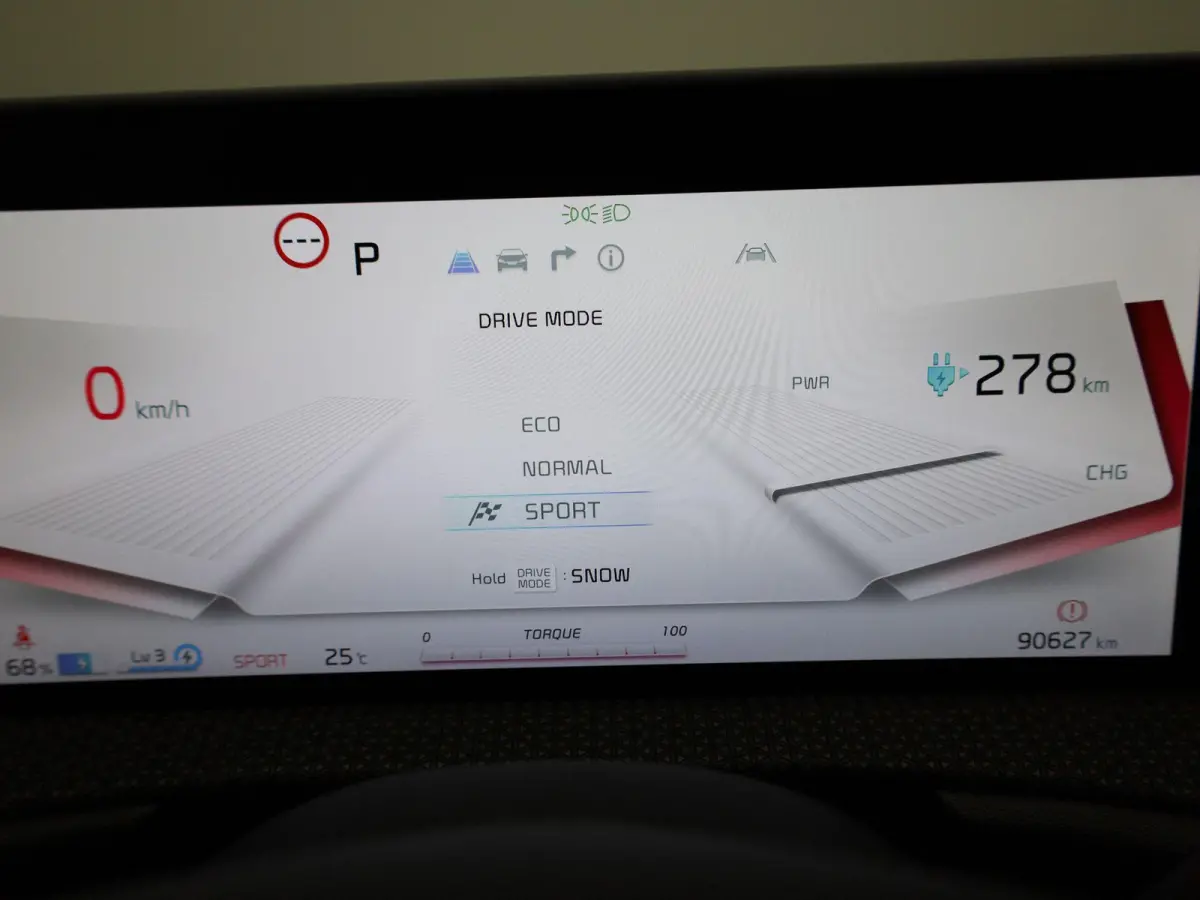 BEV 77,4 kWH Business Plus | Apple Carplay / Android Auto | Stoelverwarming | Stoelventilatie | Stuurverwarming | Achteruitrijcamera |