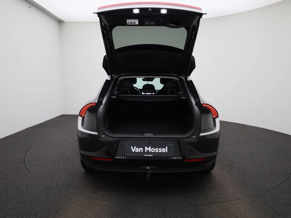 BEV 77,4 kWH Business Plus | Apple Carplay / Android Auto | Stoelverwarming | Stoelventilatie | Stuurverwarming | Achteruitrijcamera |