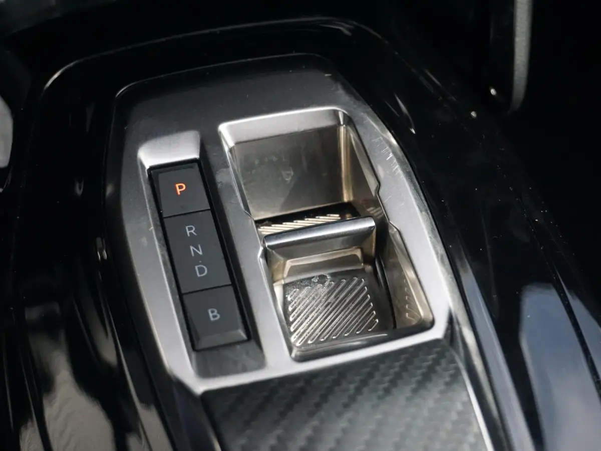 EV Allure Avantage 51 kWh SOH 97% | CARPLAY | PARKEERSENSOREN | E.C.C. |