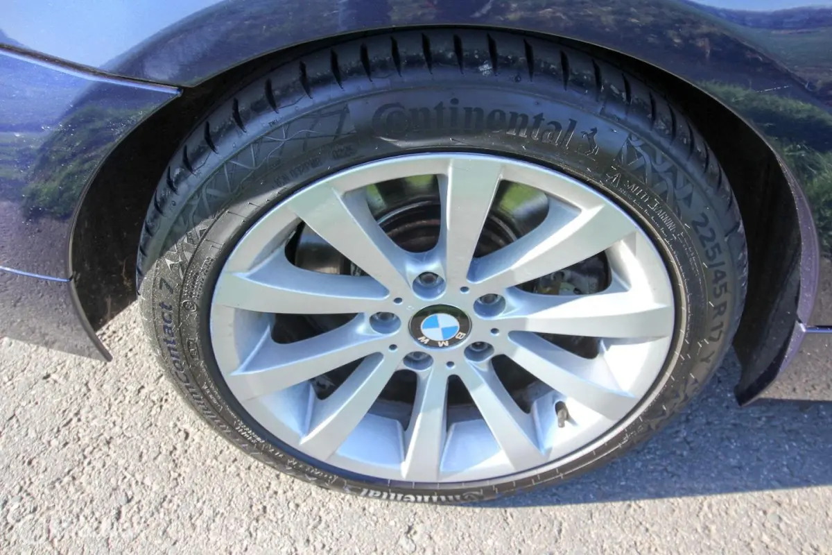 330xi Bus.Line M Sport E91 LCI 272pk Voll.Historie Leer Xenon