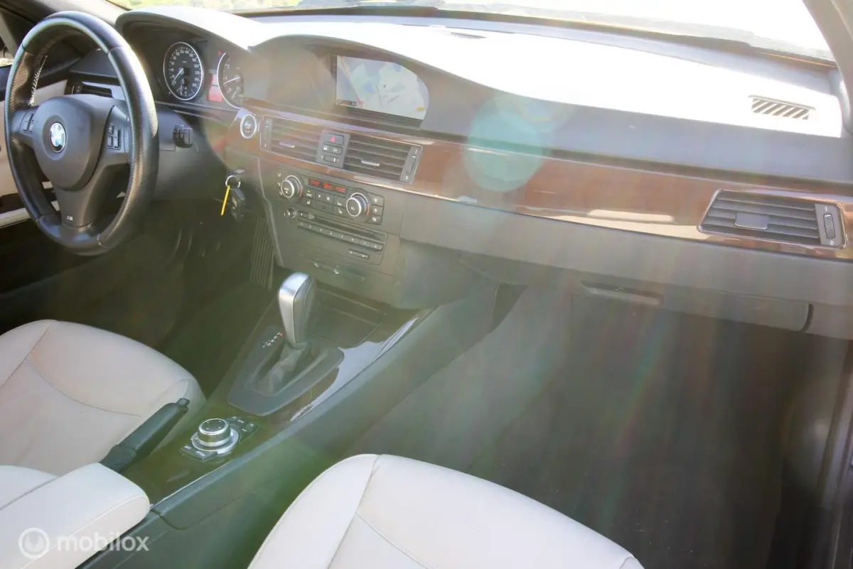 330xi Bus.Line M Sport E91 LCI 272pk Voll.Historie Leer Xenon