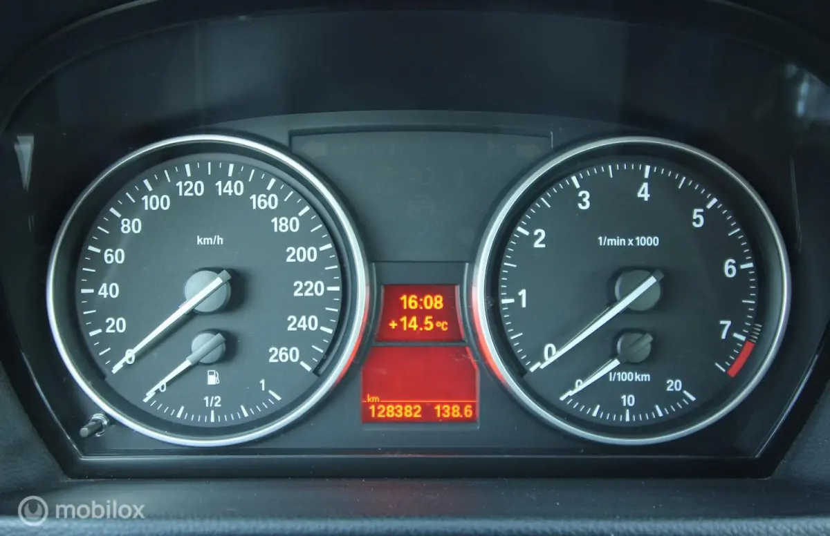 330xi Bus.Line M Sport E91 LCI 272pk Voll.Historie Leer Xenon