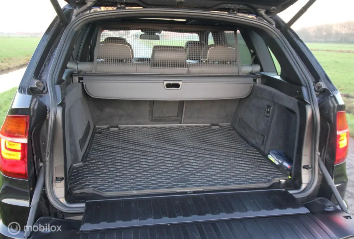3.5i HighExe. M-sport E70 LCI Merino leer Panoramadak Historie