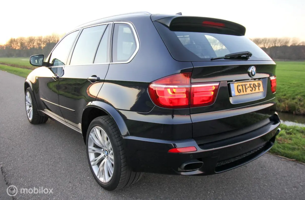 3.5i HighExe. M-sport E70 LCI Merino leer Panoramadak Historie