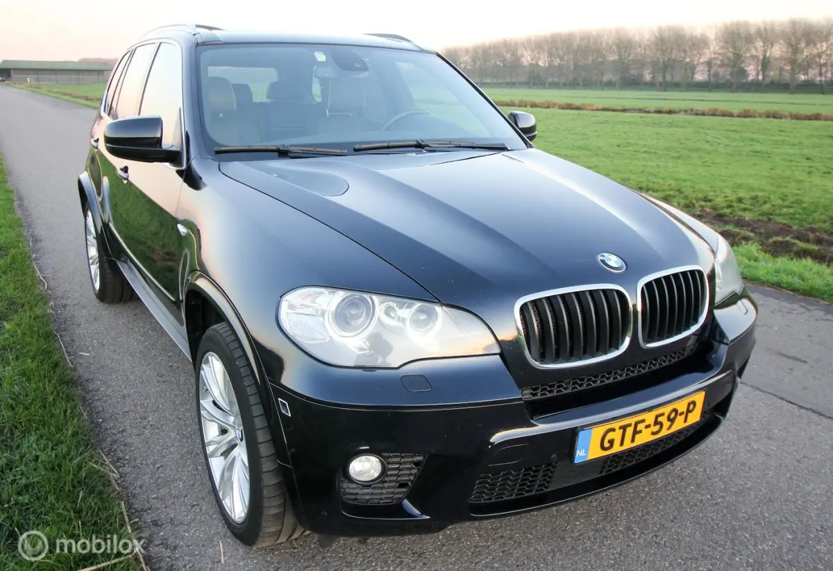 3.5i HighExe. M-sport E70 LCI Merino leer Panoramadak Historie