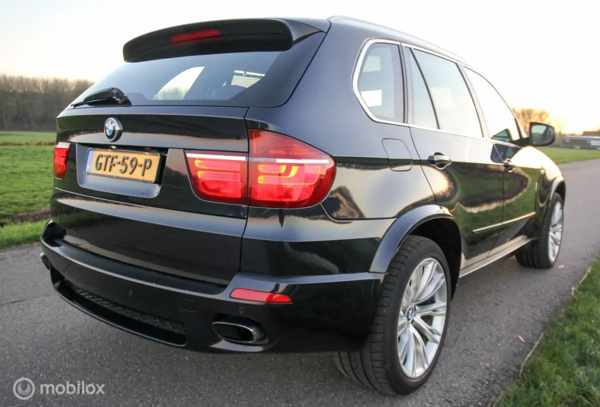3.5i HighExe. M-sport E70 LCI Merino leer Panoramadak Historie