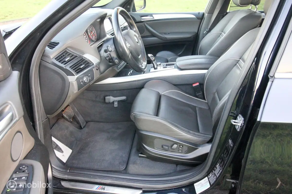 3.5i HighExe. M-sport E70 LCI Merino leer Panoramadak Historie