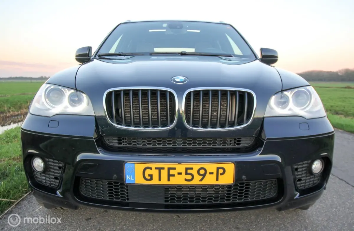 3.5i HighExe. M-sport E70 LCI Merino leer Panoramadak Historie