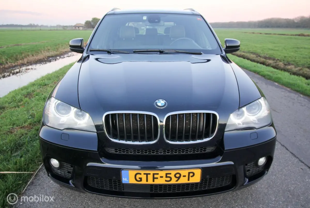 3.5i HighExe. M-sport E70 LCI Merino leer Panoramadak Historie