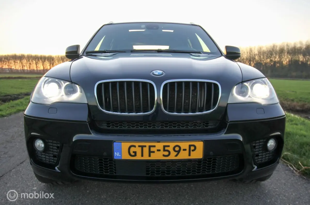 3.5i HighExe. M-sport E70 LCI Merino leer Panoramadak Historie