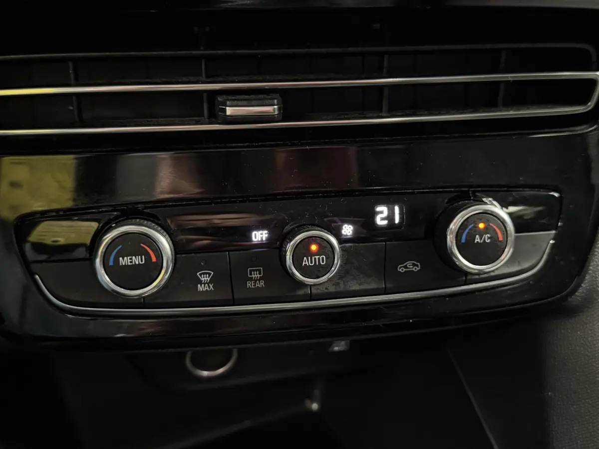 1.2 Elegance | NAP | 1ste eigenaar | Camera | Carplay | Cruise | Clima | Lm velgen | ( Vestiging - Vianen )